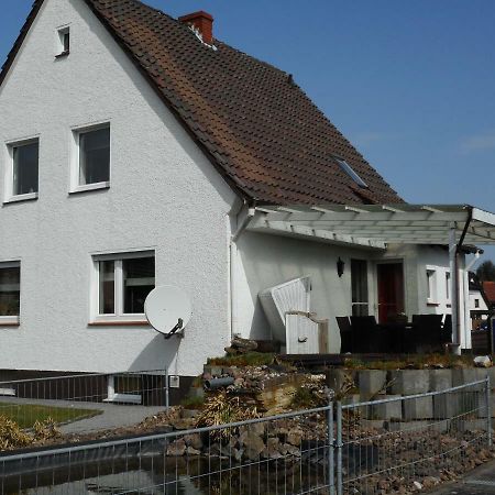 Modernes Ferienhaus Der Besonderen Art Mit Garten 勒讷 外观 照片